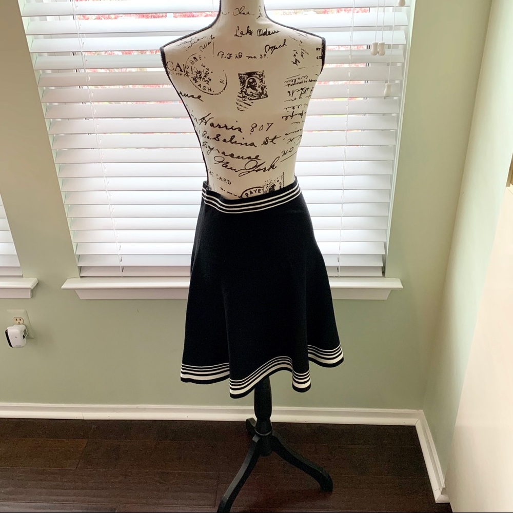 Max Studio Skirt **NEVER WORN**